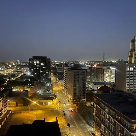 Oasis In The Heart Of Downtown Memphis Apartamento